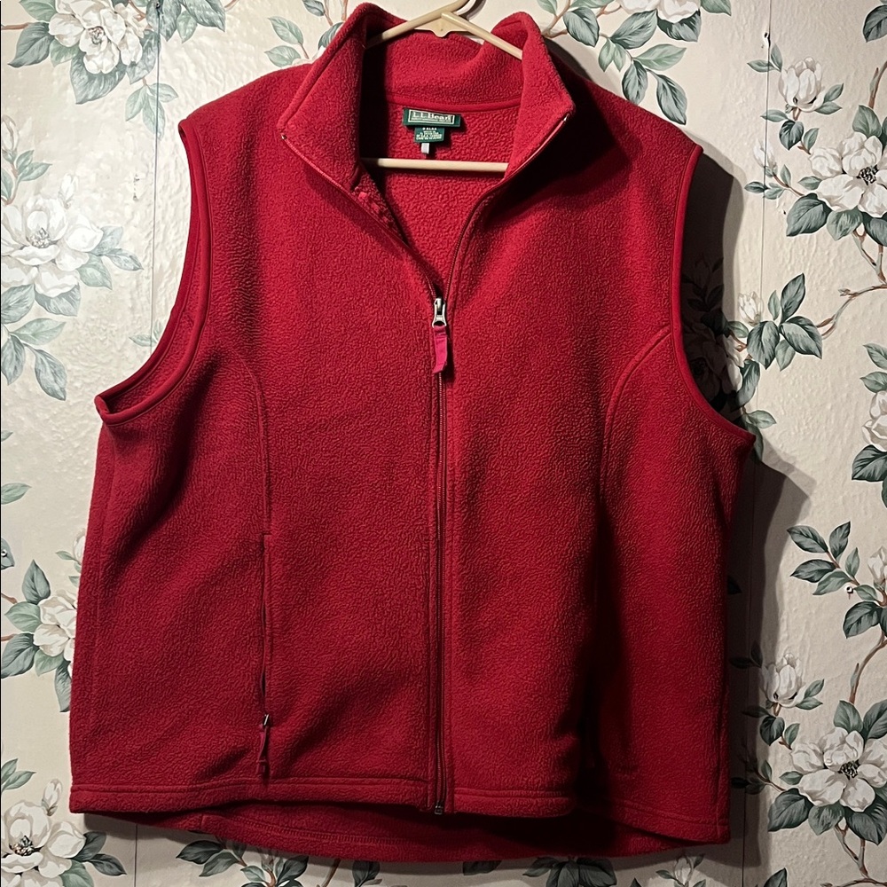 L.L. Bean Red Fleece Zip-Up Women's Vest